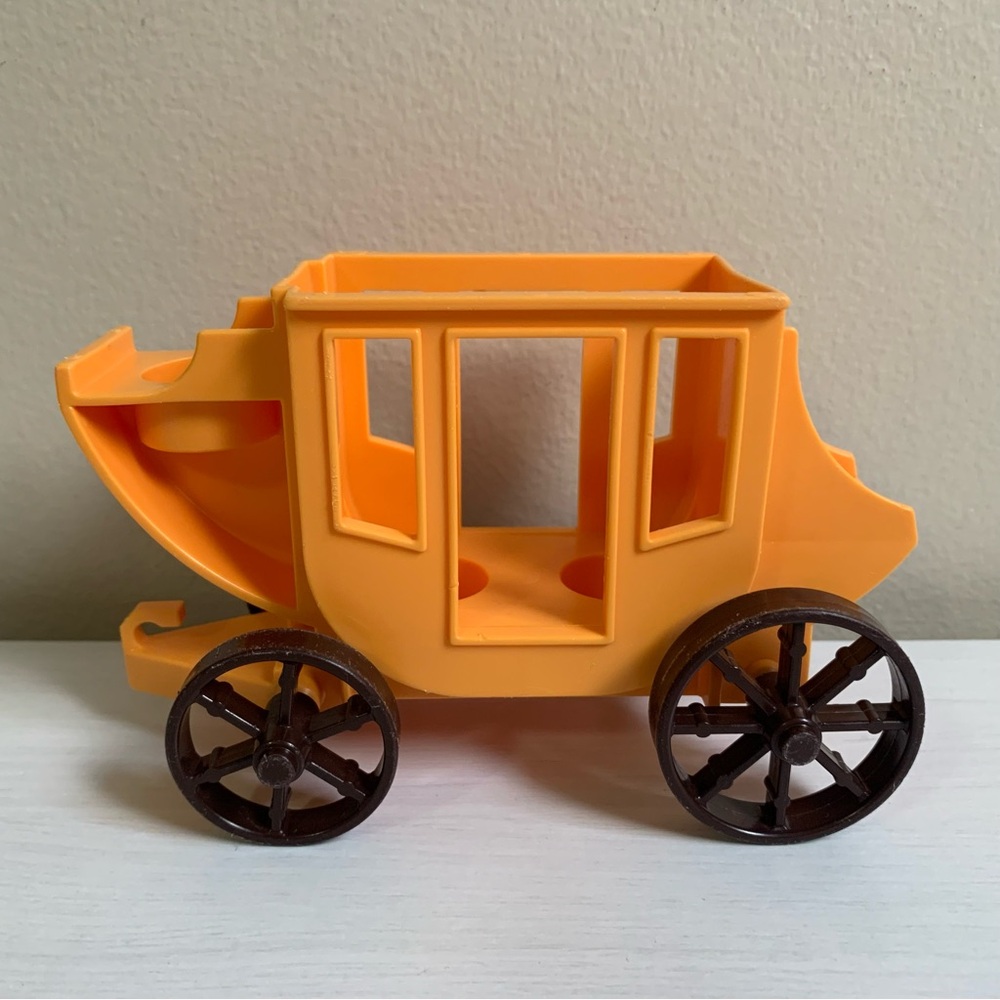 Vintage 1982 Fisher-Price Little People Stagecoach Replacement Western Town #934